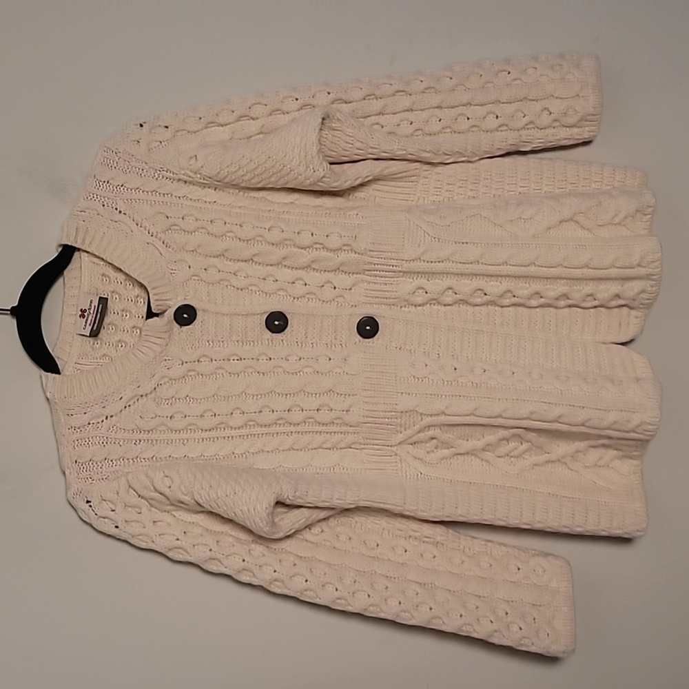 Carraig Donn ivory chunky wool cardigan sweater